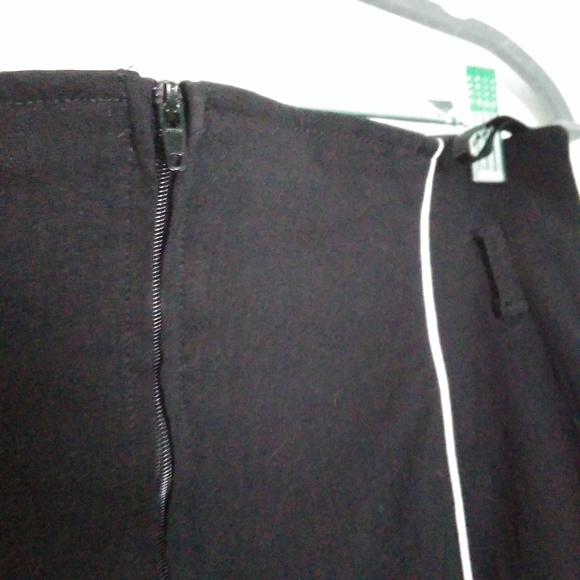 Hell Bunny Vixen Contrast Pinup Pencil Skirt - Picture 4 of 5